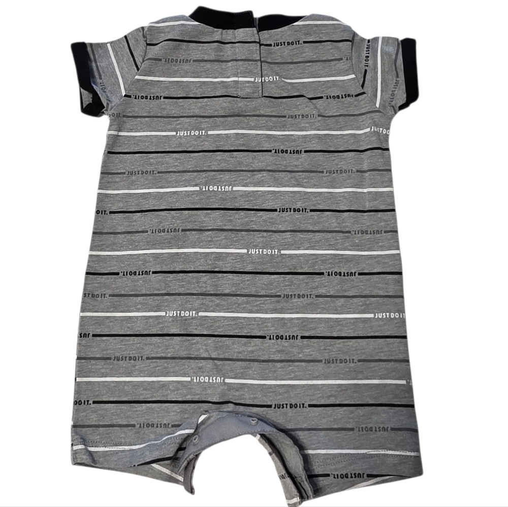 Nike Kids Activewear Dri-fit Baby Romper Onesie Gray & Black Striped Boys 3m - Picture 3 of 5